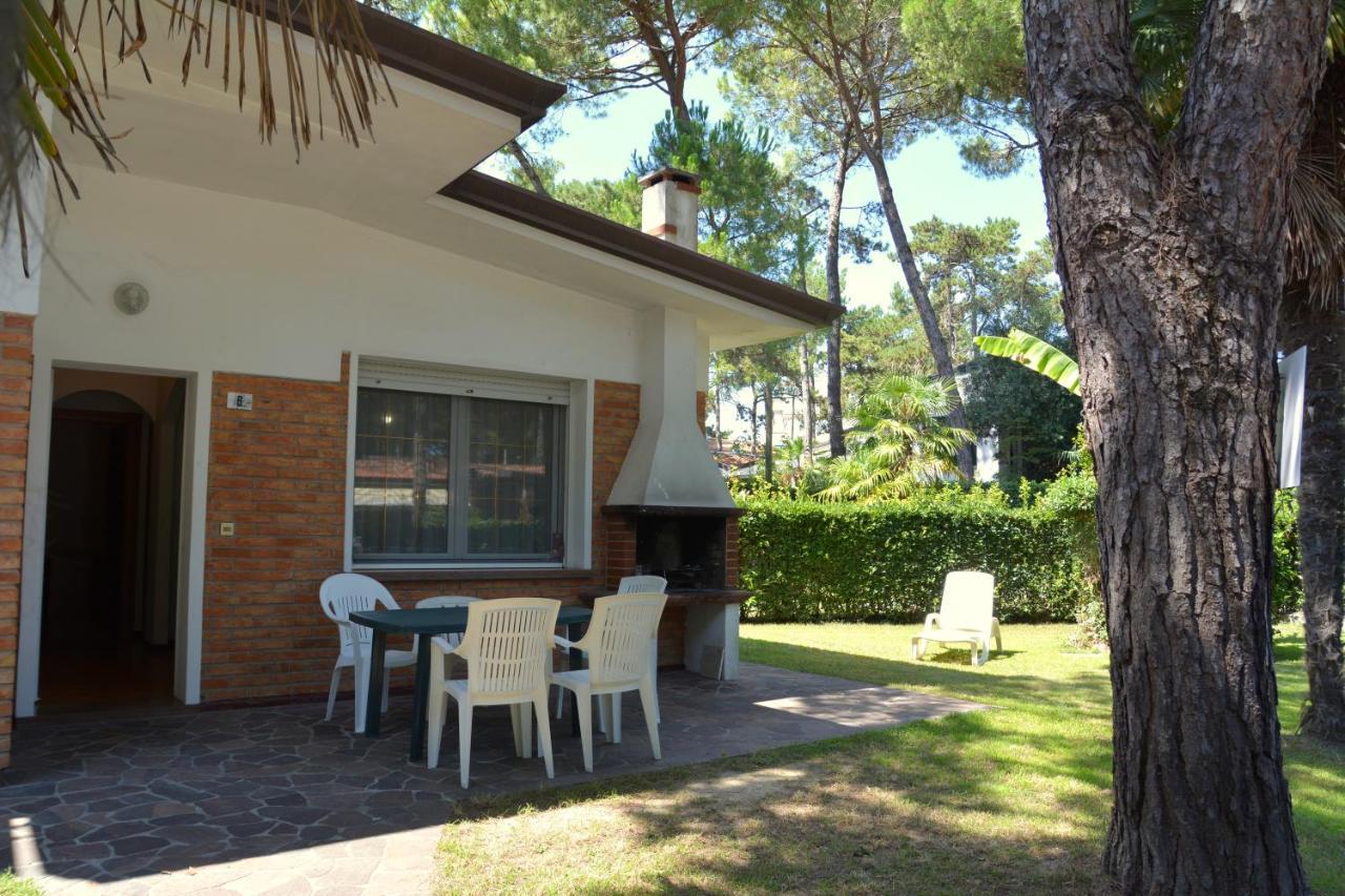 Villa A Lignano Con 2 Camere E Giardino Lignano Sabbiadoro Ngoại thất bức ảnh